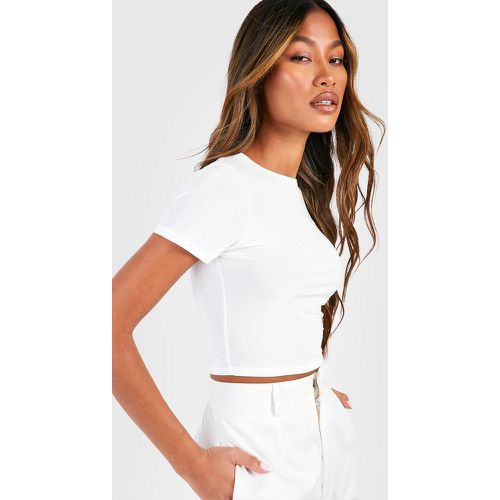 Crop top seducente Basic a maniche corte - boohoo - Modalova