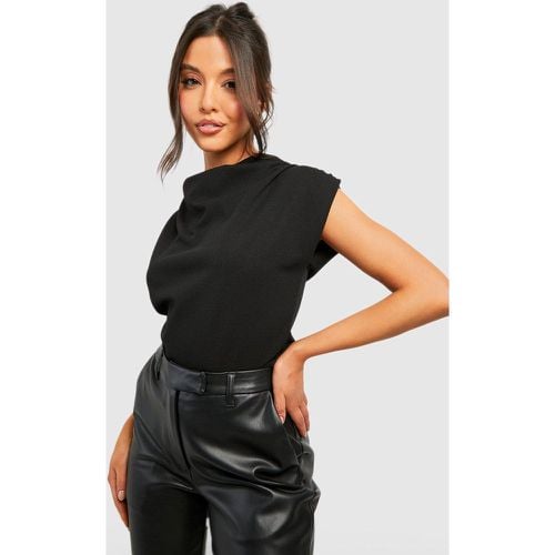 Blusa in crêpe con scollo a cappuccio e spalline imbottite - boohoo - Modalova