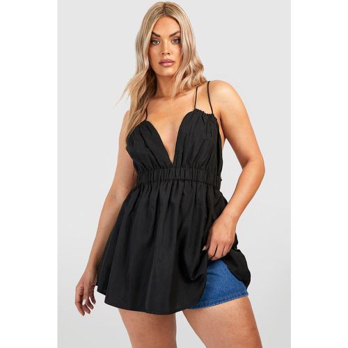 Top smanicato Plus Size increspato con scollo profondo - boohoo - Modalova