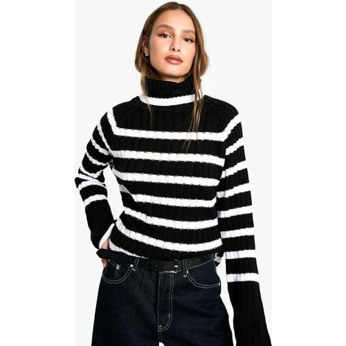 Jersey De Cuello Vuelto Con Mangas Anchas Y Rayas - boohoo - Modalova