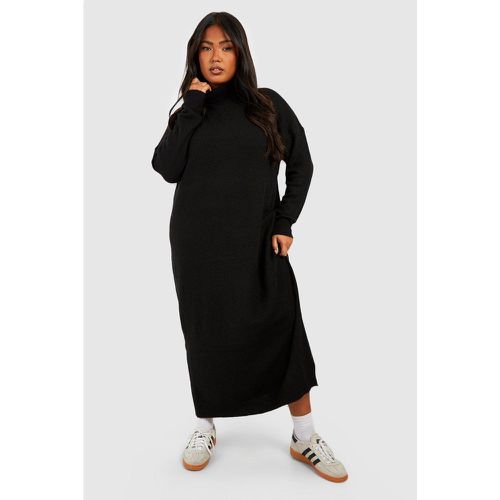 Vestito midi Plus Size in maglia morbida con collo alto - boohoo - Modalova