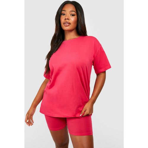 T-shirt Plus Size oversize & pantaloncini da ciclista - boohoo - Modalova