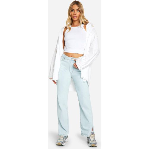 Jeans dritti Basics a vita alta con spacco sul fondo - boohoo - Modalova