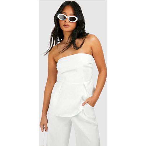 Top Petite Entallado, Blanco - boohoo - Modalova