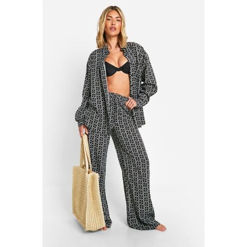 Conjunto Coordinado Para La Playa De Pantalón Largo Y Camisa Oversize Con Estampado Geométrico - boohoo - Modalova