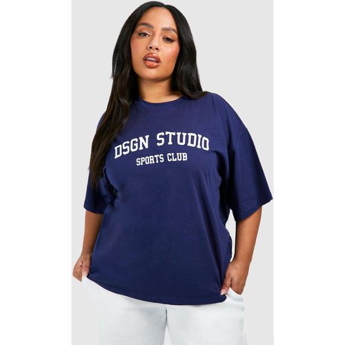 T-shirt Plus Size oversize Dsgn Studio Sports Club - boohoo - Modalova