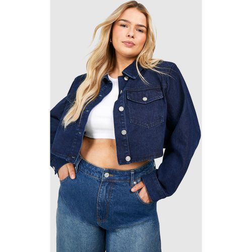 Giacca in denim Plus Size squadrata corta - boohoo - Modalova