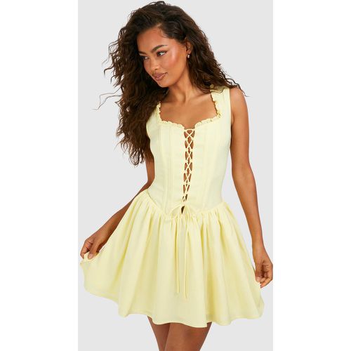 Vestido Mini Estilo Mesonera Con Atadura - boohoo - Modalova