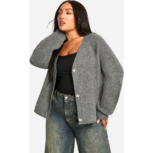 Cardigan Plus Size in taglio maschile con maniche a palloncino - boohoo - Modalova