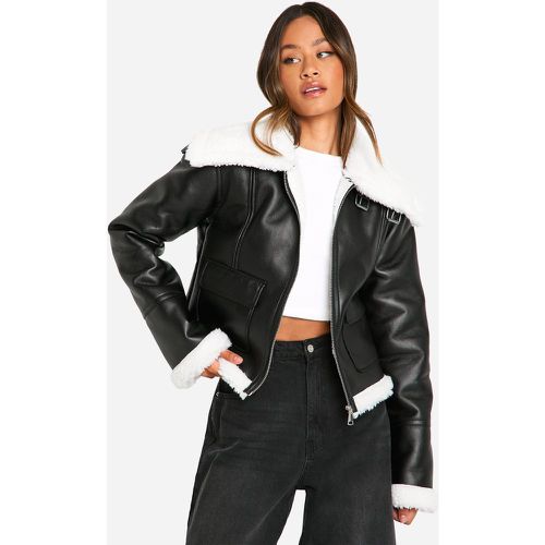 Chaqueta Tall De Cuero Con Forro De Pelo Sintético - boohoo - Modalova