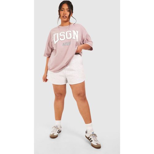 T-shirt Plus Size oversize con slogan Dsgn Studio - boohoo - Modalova