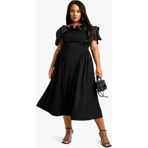 Vestito Skater midi Plus Size con spalle scoperte - boohoo - Modalova