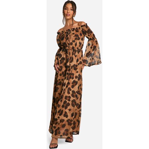 Vestido Maxi De Chifón Con Escote Bardot Y Estampado De Leopardo - boohoo - Modalova