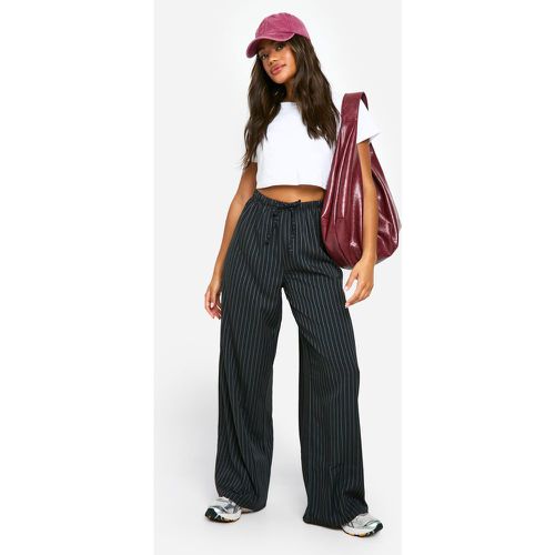 Pantalón De Pernera Ancha Con Rayas - boohoo - Modalova