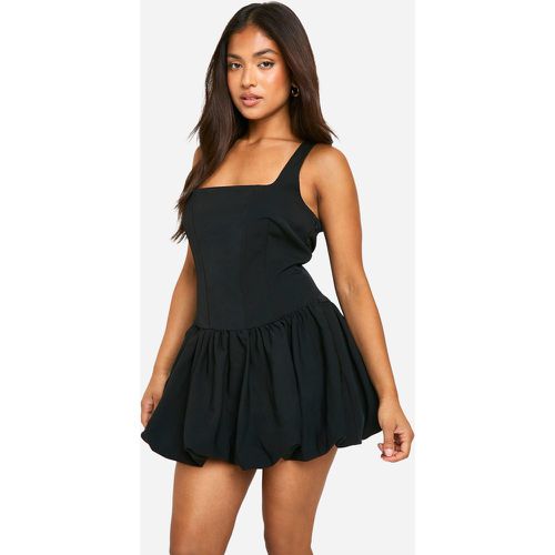 Vestido Petite Mini Con Tiras Cruzadas Y Bajo De Burbuja - boohoo - Modalova