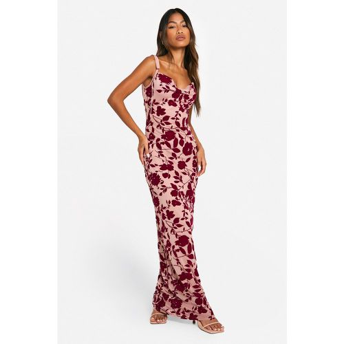 Vestito maxi in devoré a fiori con scollo a cappuccio - boohoo - Modalova