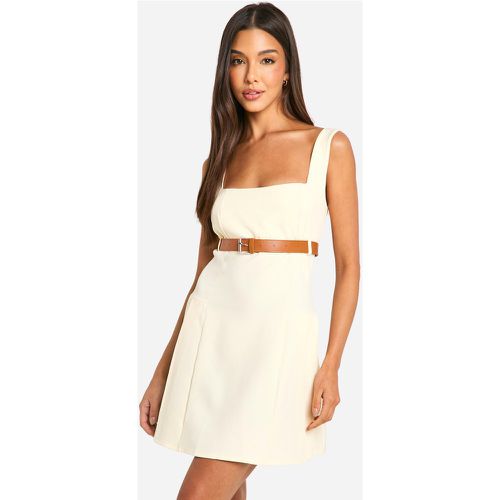 Belted Square Neck Mini Dress - boohoo - Modalova