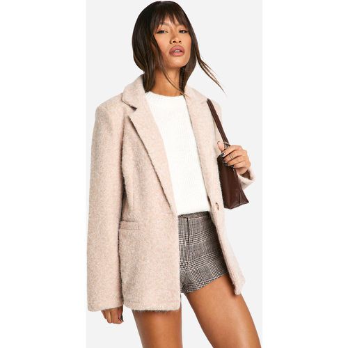 Blazer effetto lana con trama e spalline imbottite - boohoo - Modalova