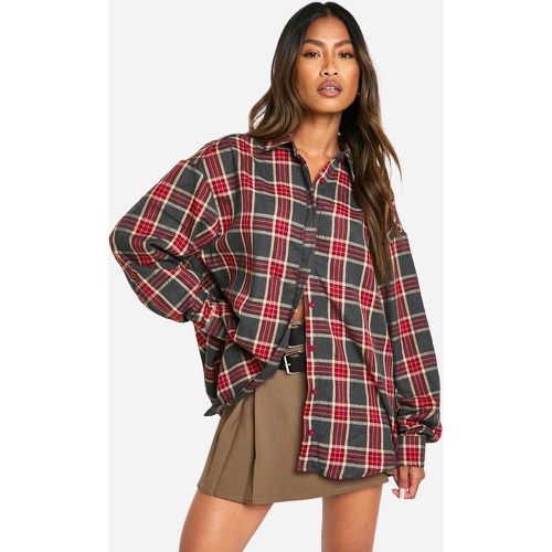 Camicia a quadri oversize, Rosso - boohoo - Modalova