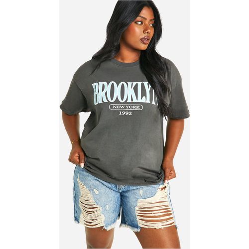 Camiseta Plus Oversize Con Estampado De Brooklyn - boohoo - Modalova