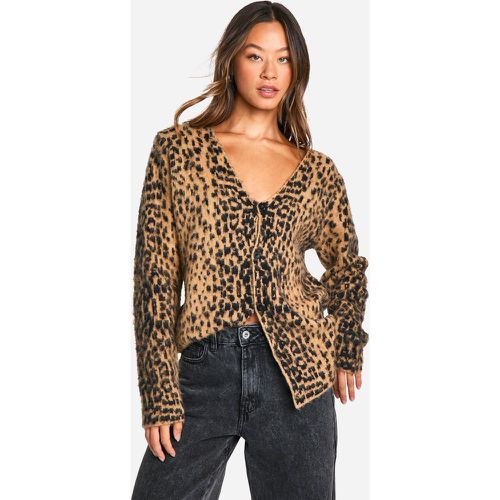 Cardigan Tall in maglia spazzolata leopardata - boohoo - Modalova