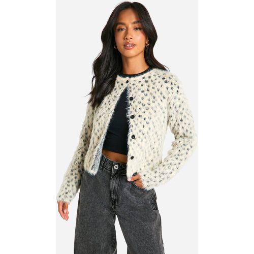 Cardigan Petite in maglia sfocata leopardata - boohoo - Modalova