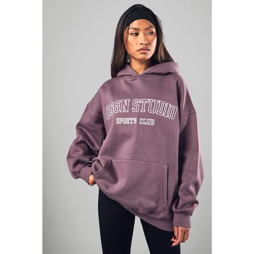 Sudadera Oversize Con Capucha Y Aplique Dsgn Studio - boohoo - Modalova