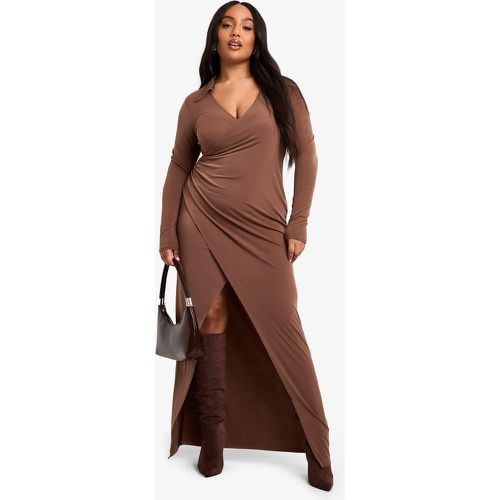 Vestito longuette Plus Size a incrocio con colletto e ruches in vita - boohoo - Modalova