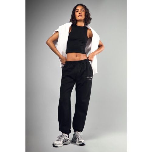 Pantalón Deportivo Tall Oversize Con Aplique Dsgn Studio - boohoo - Modalova