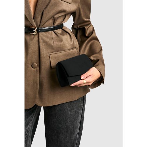 Pochette strutturata in suedette & catena - boohoo - Modalova