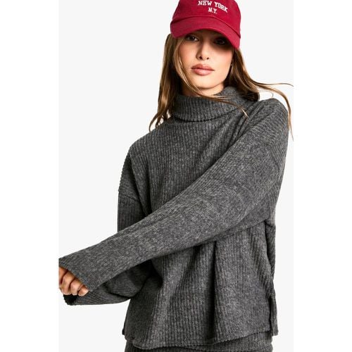 Top oversize a collo alto spazzolato a coste spesse - boohoo - Modalova