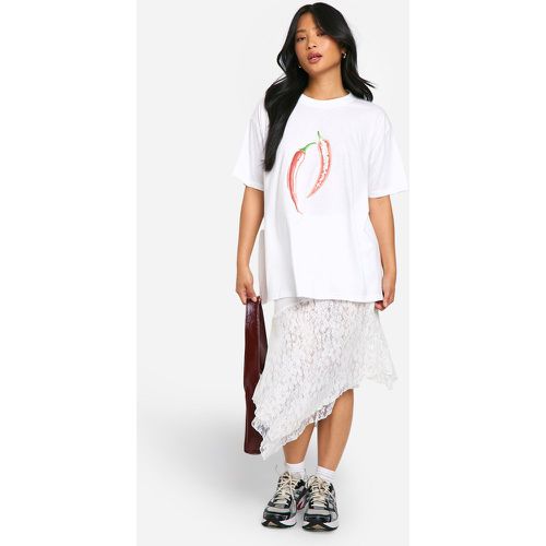 Camiseta Petite Oversize Con Estampado Gráfico De Chile - boohoo - Modalova