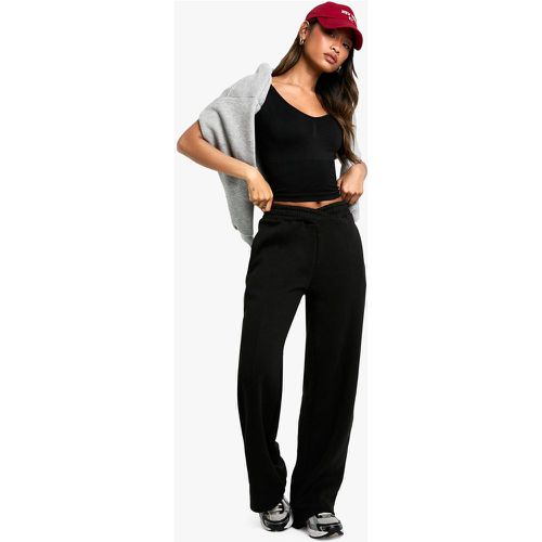 Pantaloni tuta dritti con fascia in vita a V - boohoo - Modalova