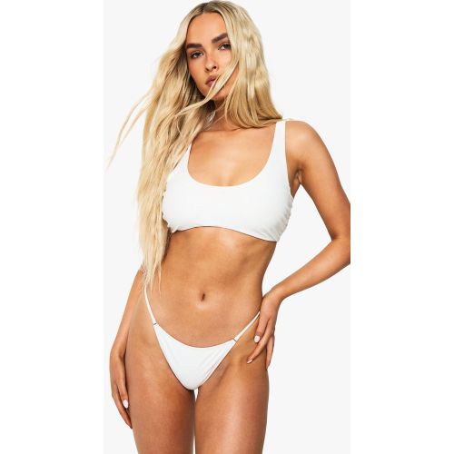 Slip a tanga per costume da bagno Essentials - boohoo - Modalova