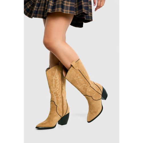 Botas Estilo Western De Ante Sintético Con Bordado En Contraste - boohoo - Modalova