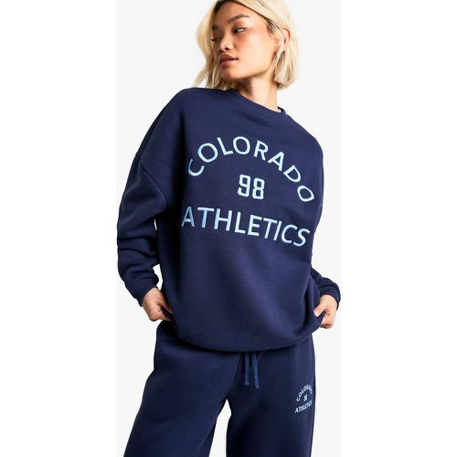 Sudadera Oversize Con Bordado De Colorado Athletics Y Cuello De Caja - boohoo - Modalova