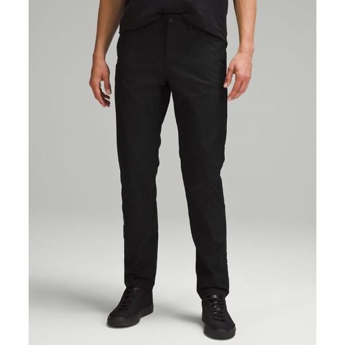 – ABC Chinohose im Classic Fit Weicher Twill für Männer – 86 cm – Größe 28 - lululemon - Modalova