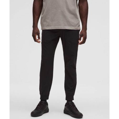 ABC Technologie, Mit Zugband, Mit Taschen. Casual Bekleidung. Sitzt knapp über dem Knöchel für 81–86 cm Innenbeinlänge. Unsere ABC™ Technologi - 144408493 - Modalova