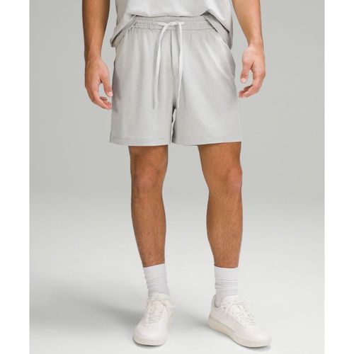 – Soft Jersey Shorts für Männer – 13 cm – Grau – Größe XL - lululemon - Modalova