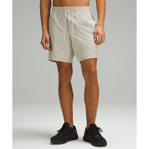 – Zeroed In Shorts ohne Liner für Männer – 18 cm – Khaki – Größe L - lululemon - Modalova