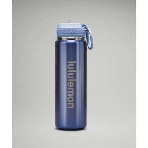 – Back to Life Sportflasche 710 ml Strohhalm-Deckel – Blau/Pastel - lululemon - Modalova