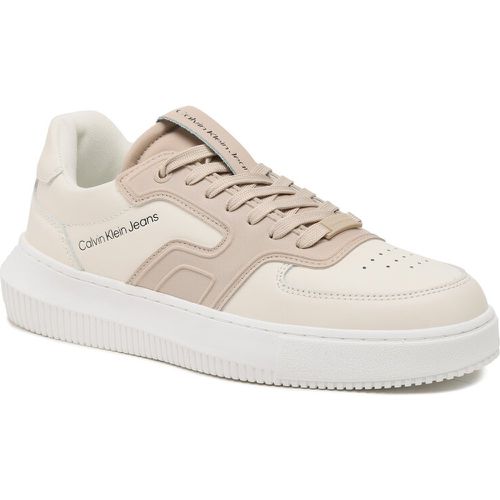 Sneakers - Chunky Cupsole High/Low Freq YM0YM00613 Creamy White/Merino 0K7 - Calvin Klein Jeans - Modalova