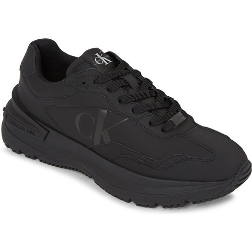 Sneakers - Chunky Runner Low Lace In YM0YM00774 Triple Black 0GT - Calvin Klein Jeans - Modalova