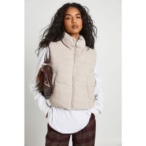 Textured Puffer Gilet, Beige - boohoo - Modalova