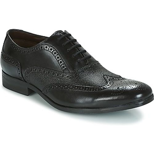 GILMORE LIMIT men's Smart / Formal Shoes in - Clarks - Modalova