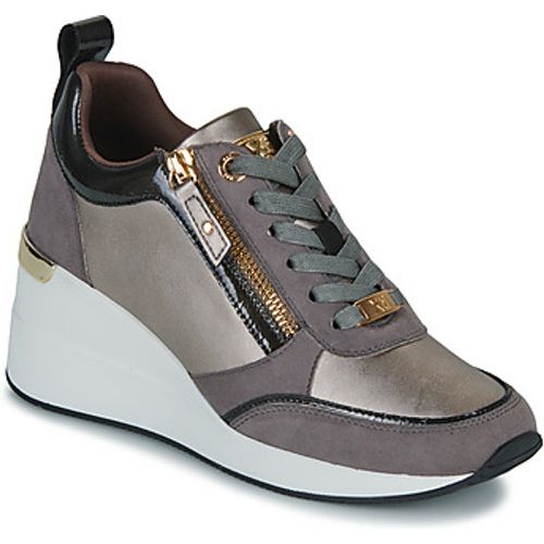 PLUMB women's Shoes (Trainers) in - XTI - Modalova