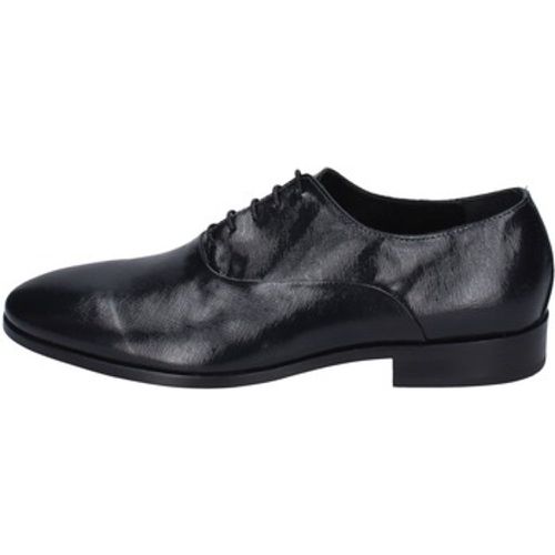 EZ175 men's Derby Shoes & Brogues in - Eveet - Modalova