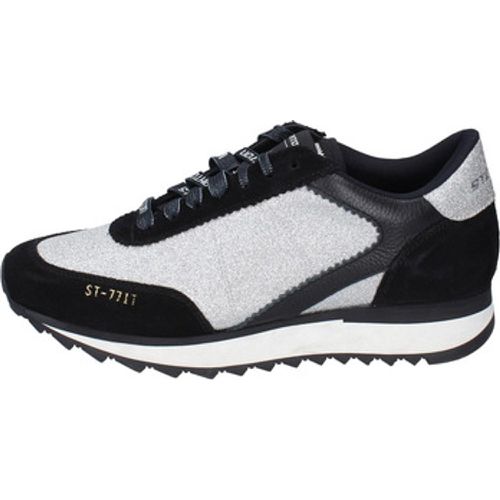 EY900 women's Trainers in - Stokton - Modalova