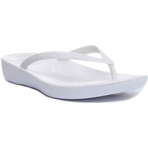 Iqushion Rubber Sandals women's Sliders in - FitFlop - Modalova