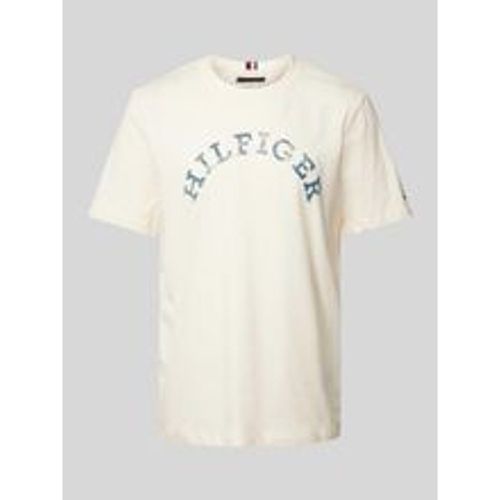 T-Shirt mit Label-Print - Tommy Hilfiger - Modalova